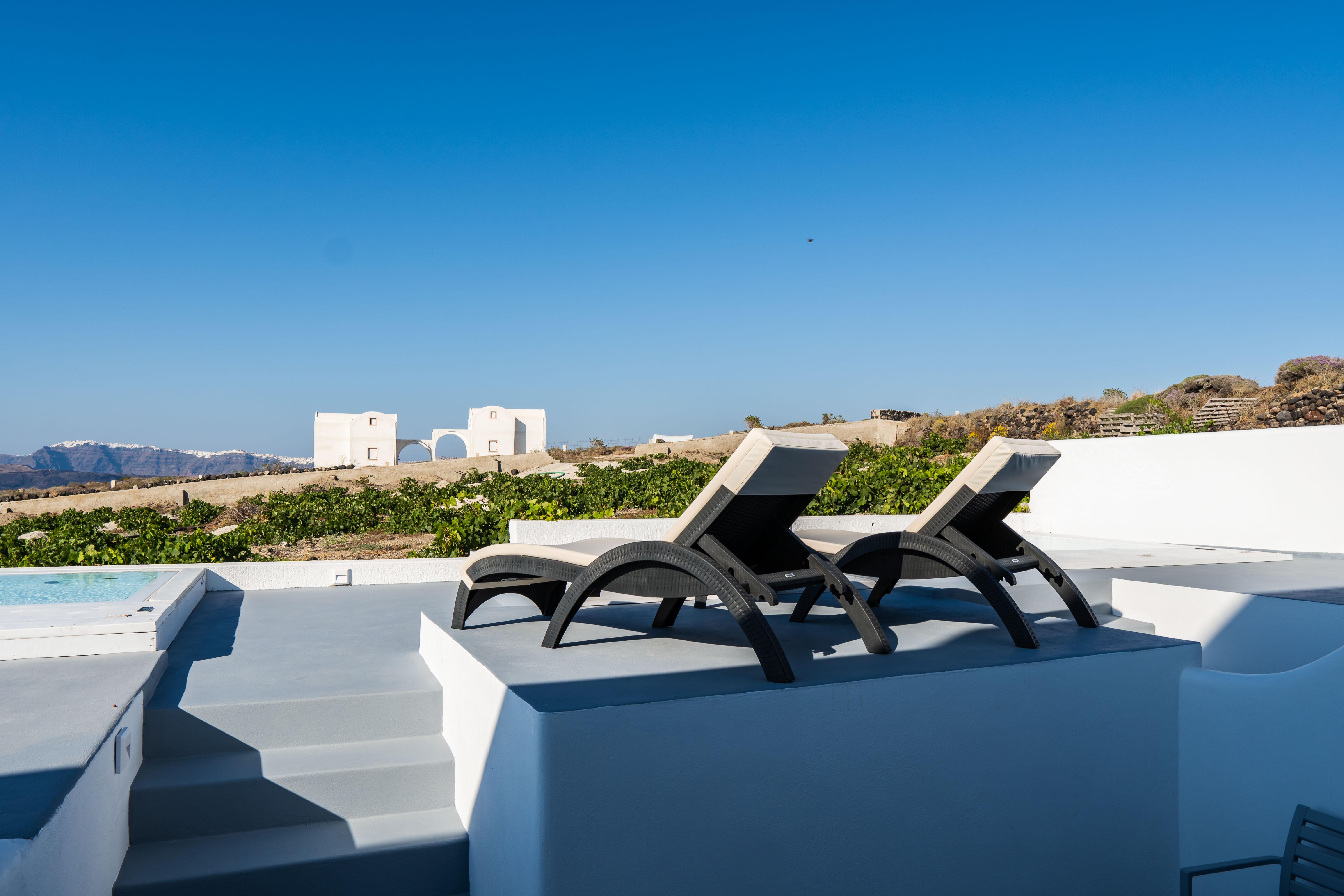 Serenita Luxury Suites Akrotírion 外观 照片