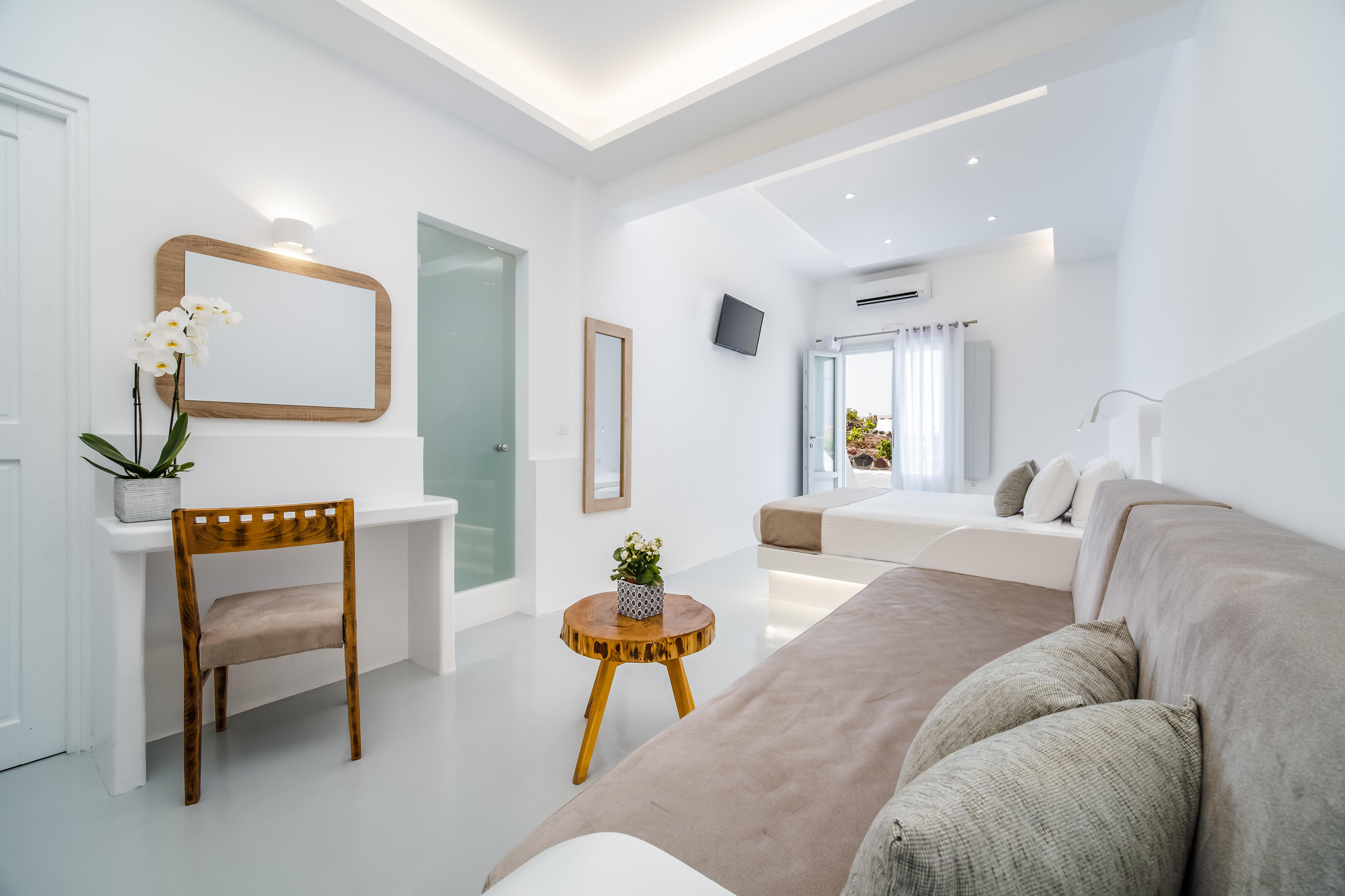 Serenita Luxury Suites Akrotírion 外观 照片