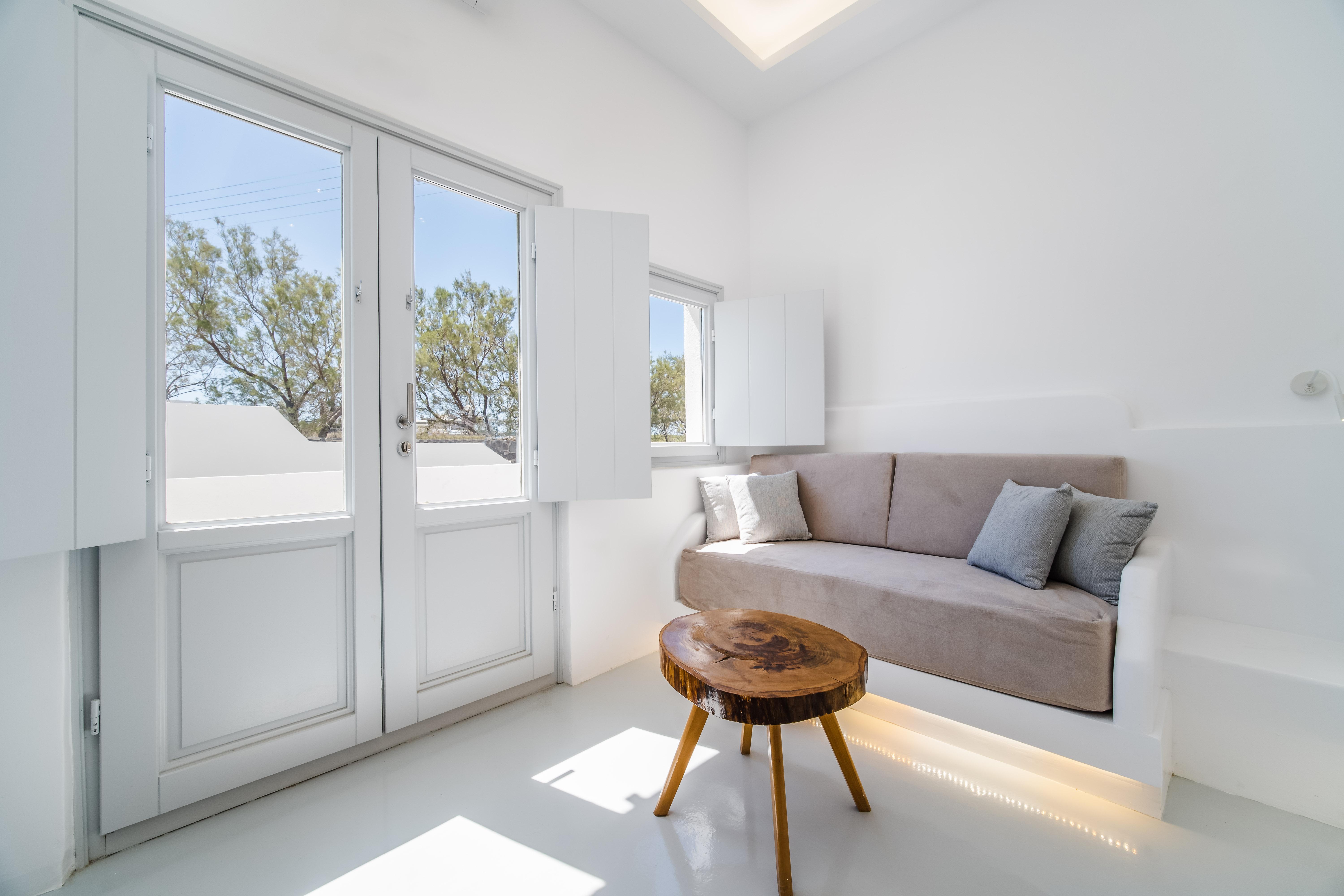 Serenita Luxury Suites Akrotírion 外观 照片